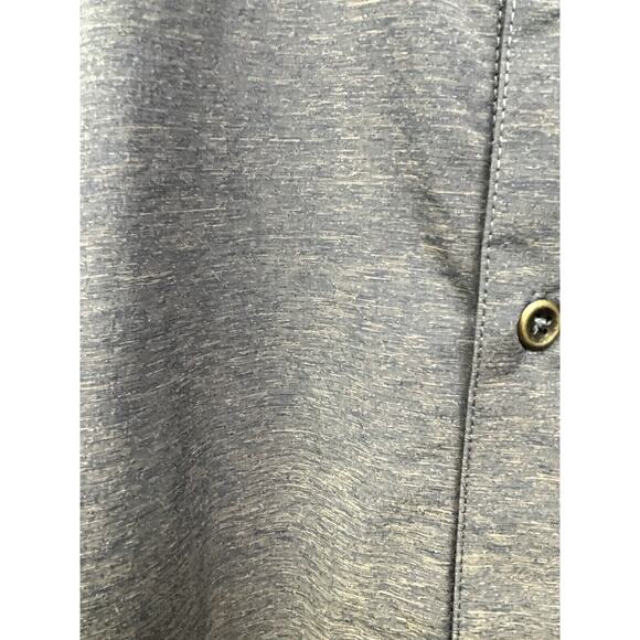 Swiss Tech Shirt Men Size Medium Long Sleeve Button Front Nylon Outdoors Grey - Picture 4 of 6
